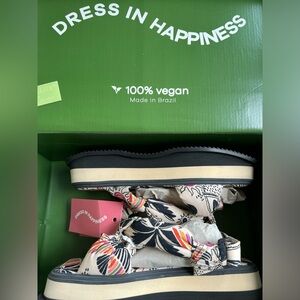 FARM Rio Brazil Scarf Platform Sandals Birds Beach Puffy Shoes 9 NWT EU 40